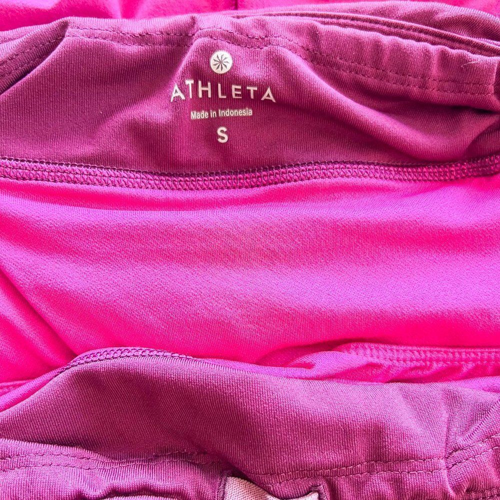 Athleta Track This Run Short 3", Size Small - Picture 4 of 4